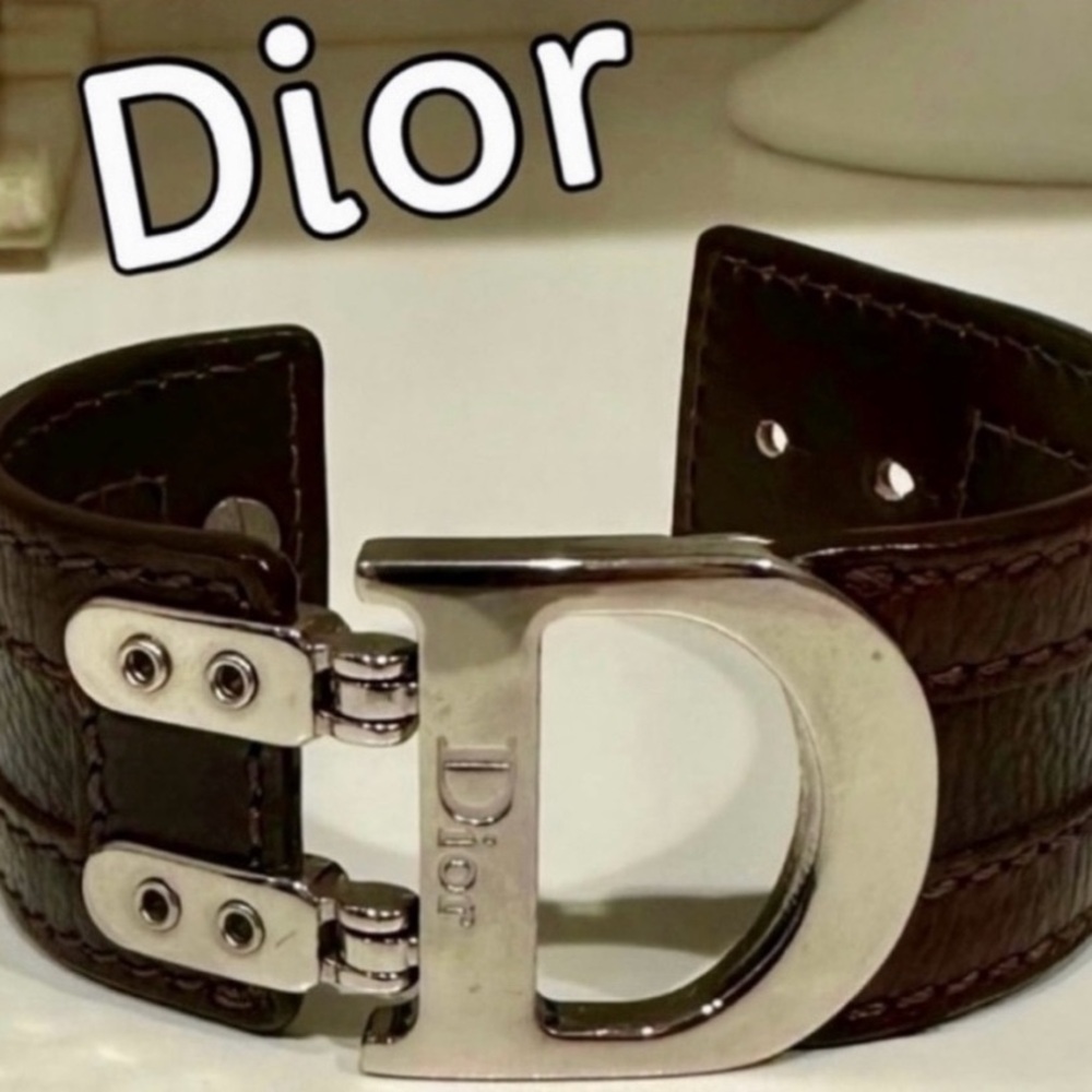 Beautiful Dior Bracelet !! Firm